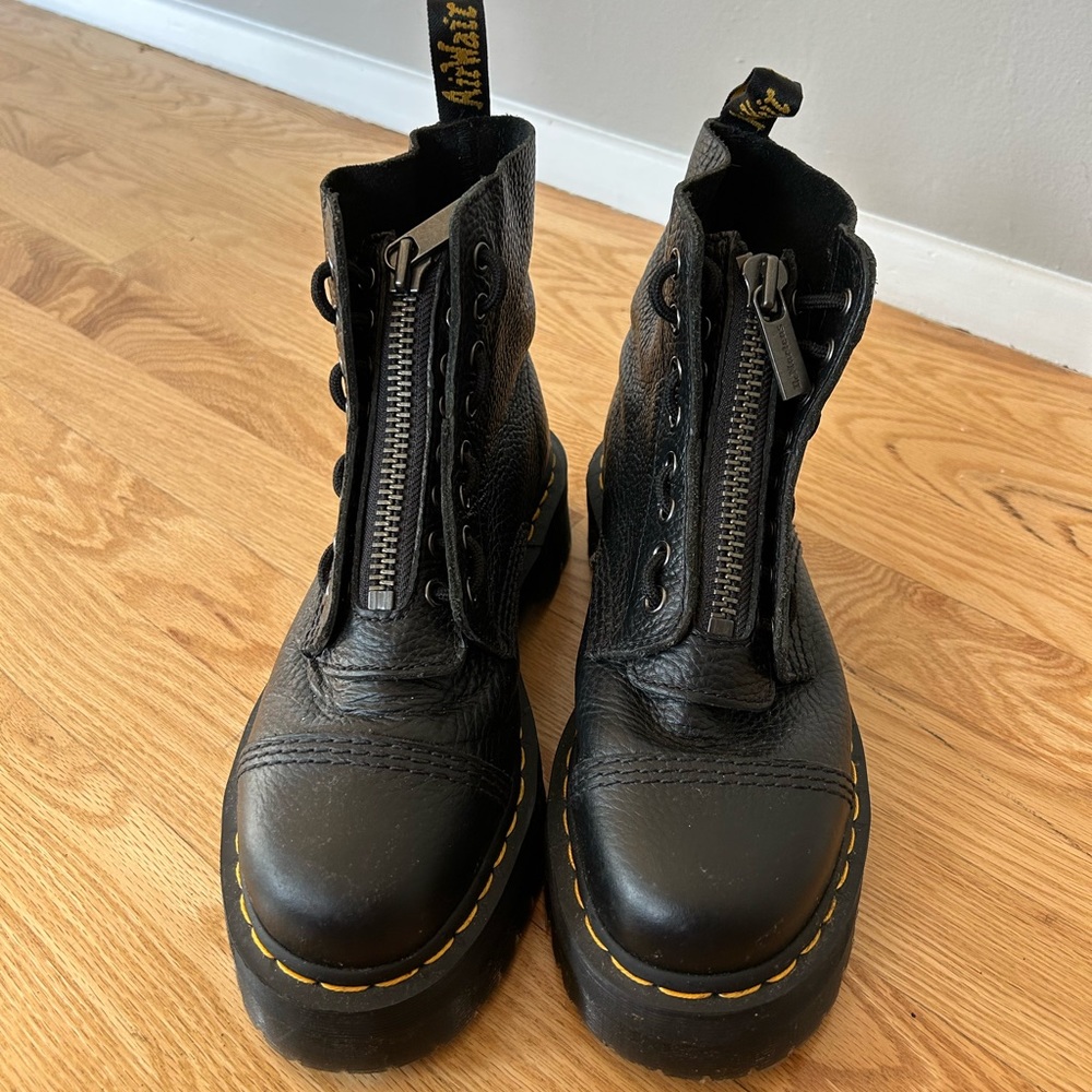 Size 8 - Dr. Martens SINCLAIR MILLED NAPPA LEATHER PLATFORM BOOTS
